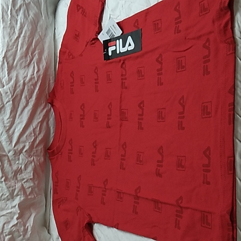 FILA Boys Large 14/16 Red T-shirt w Logo